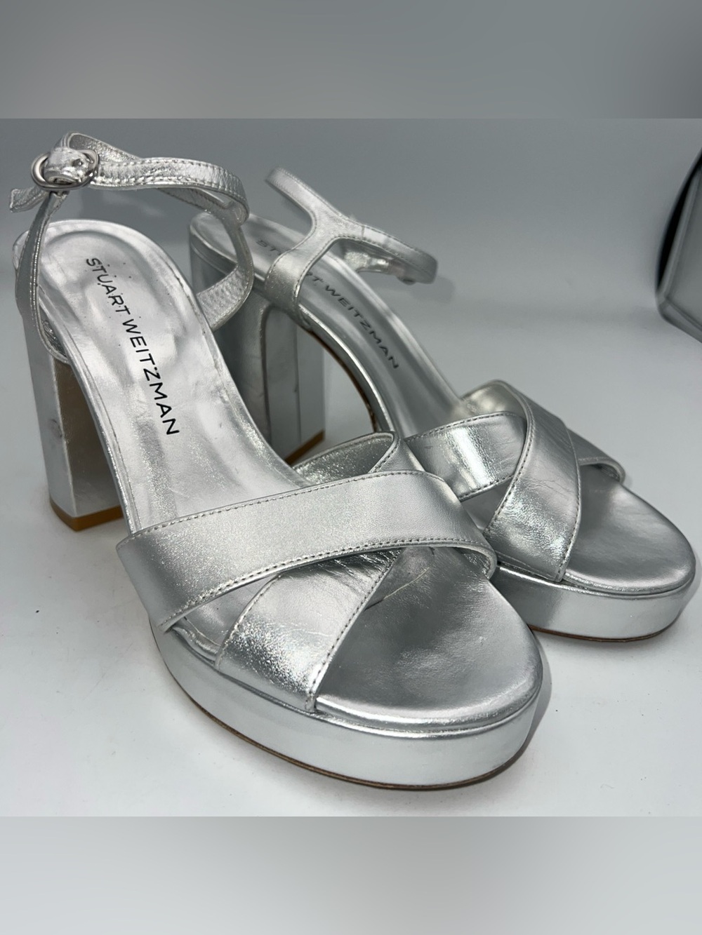 STUART WEITZMAN Dayna 100mm Metallic Leather Platform Sandals Women’s Size 8B